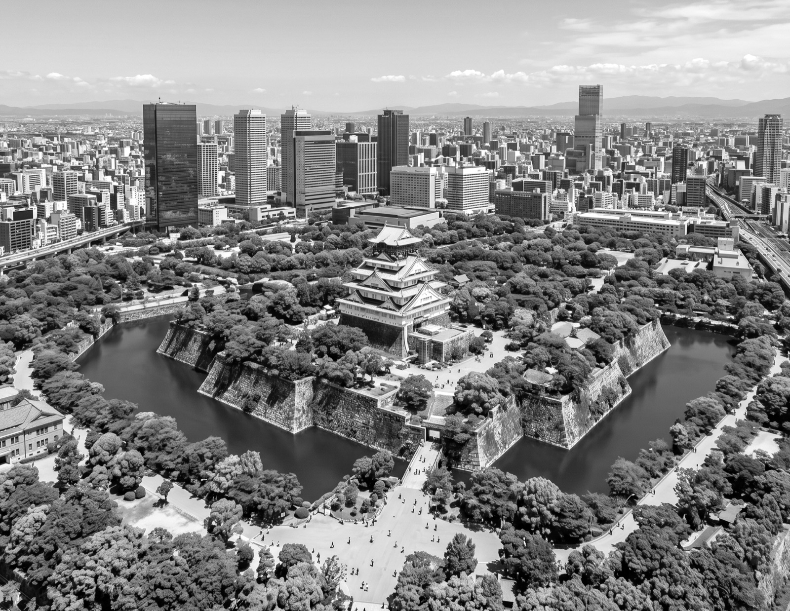 大阪城と都市の眺め